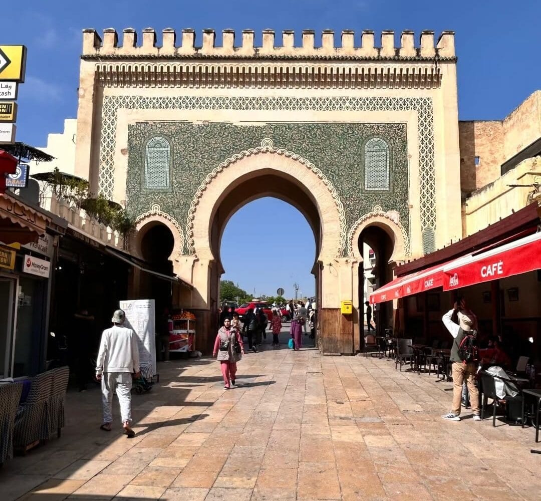Bleu gate