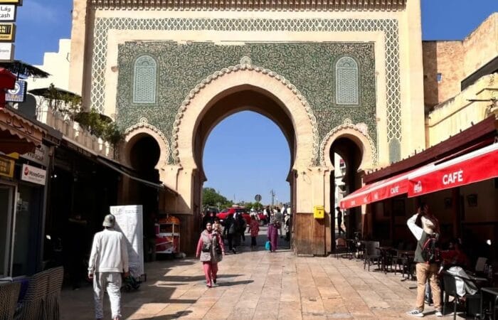 Bleu gate